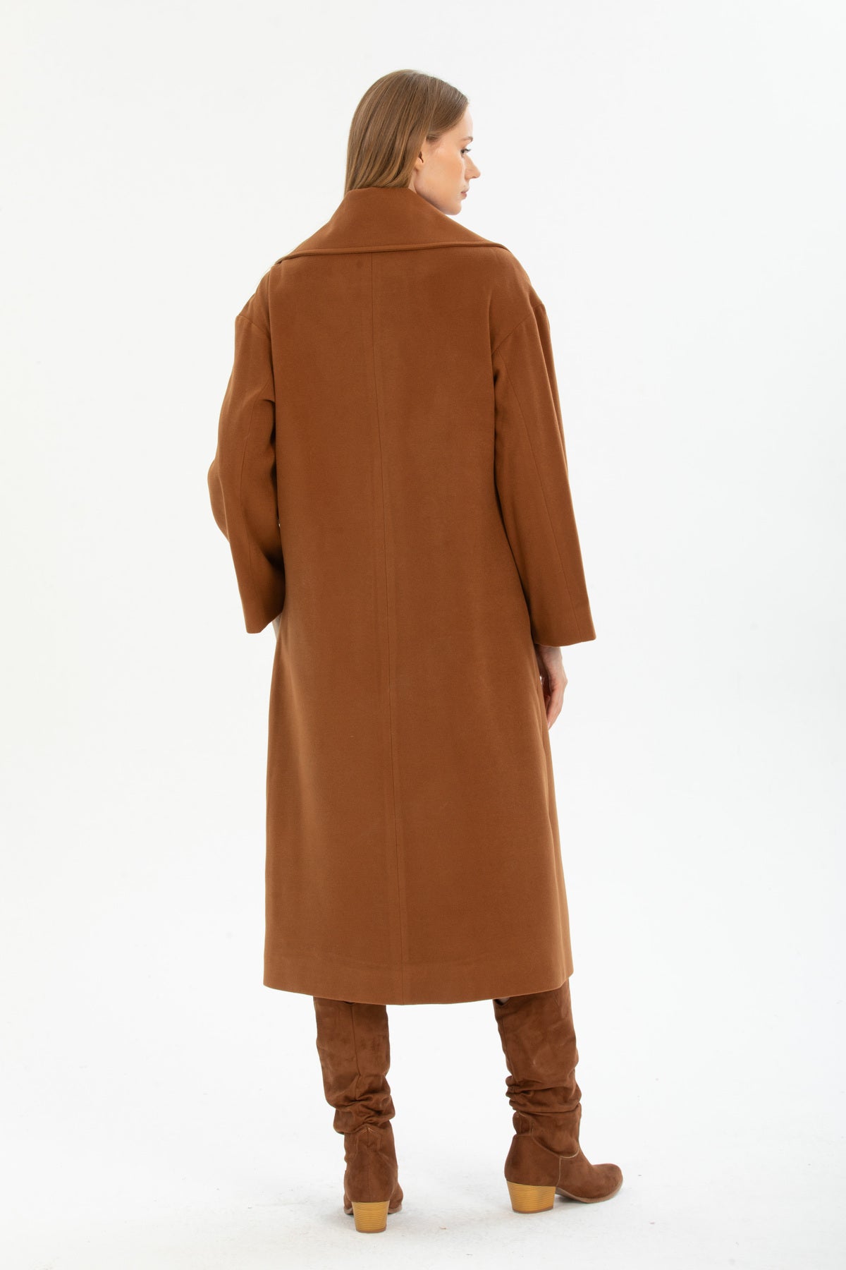 Aurelia Women's Oversized Coat - Cognac - product image 2
