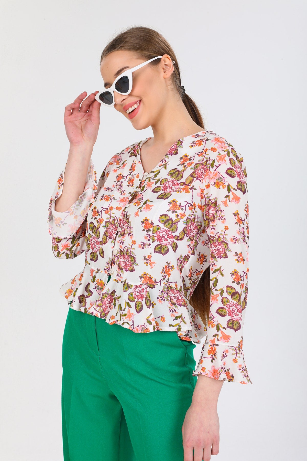 Briony Women's Floral Blouse - Cream Floral - product image 5