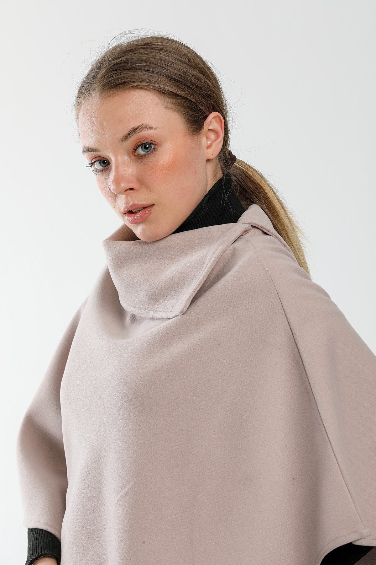 Dina Women's Poncho - Ivory - product image 5
