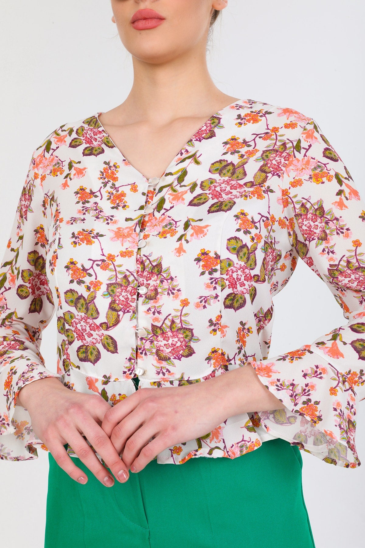 Briony Women's Floral Blouse - Cream Floral - product image 7