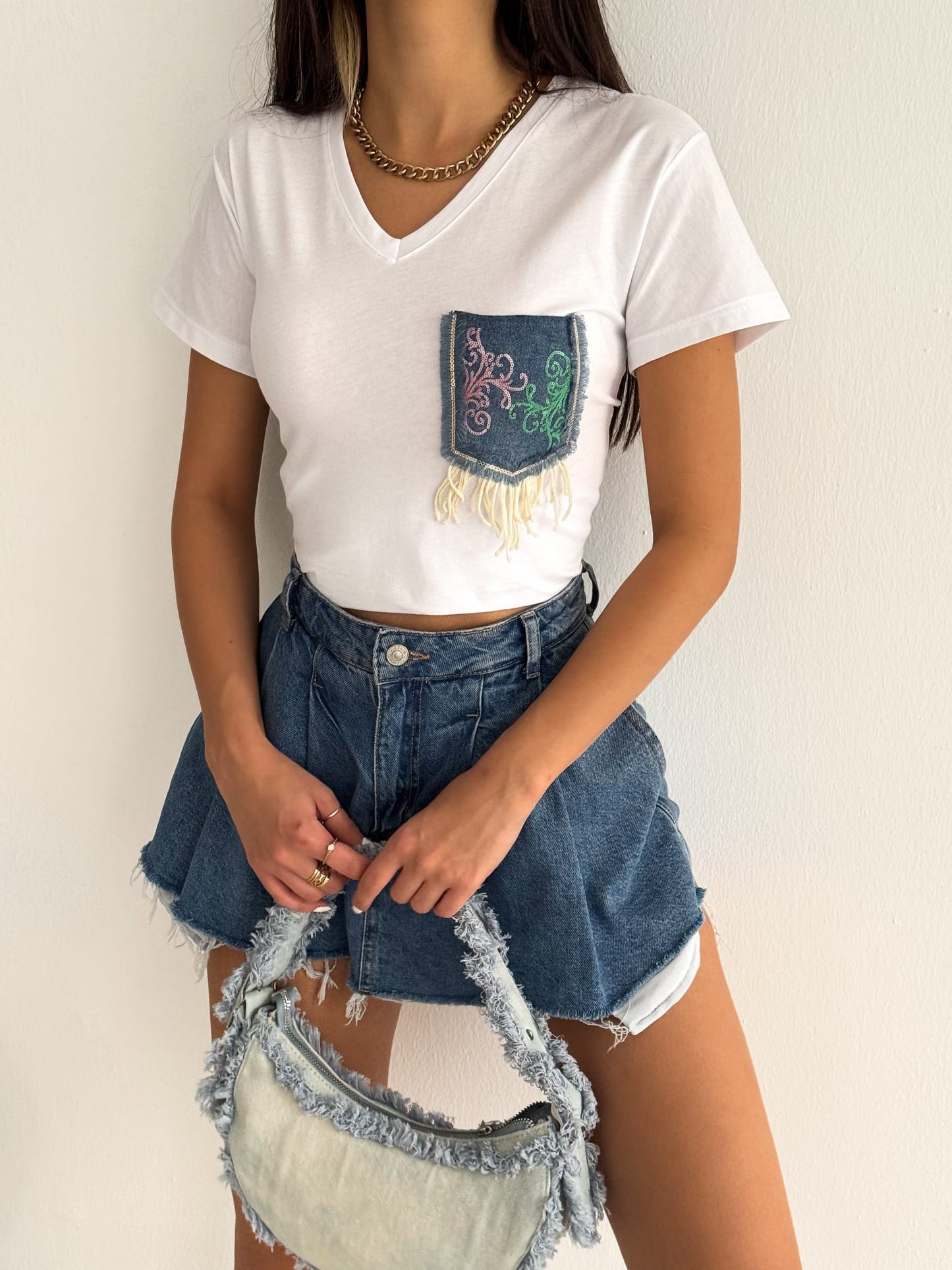 Tilda White Jean Pocketed Cotton Short Sleeve T-Shirt