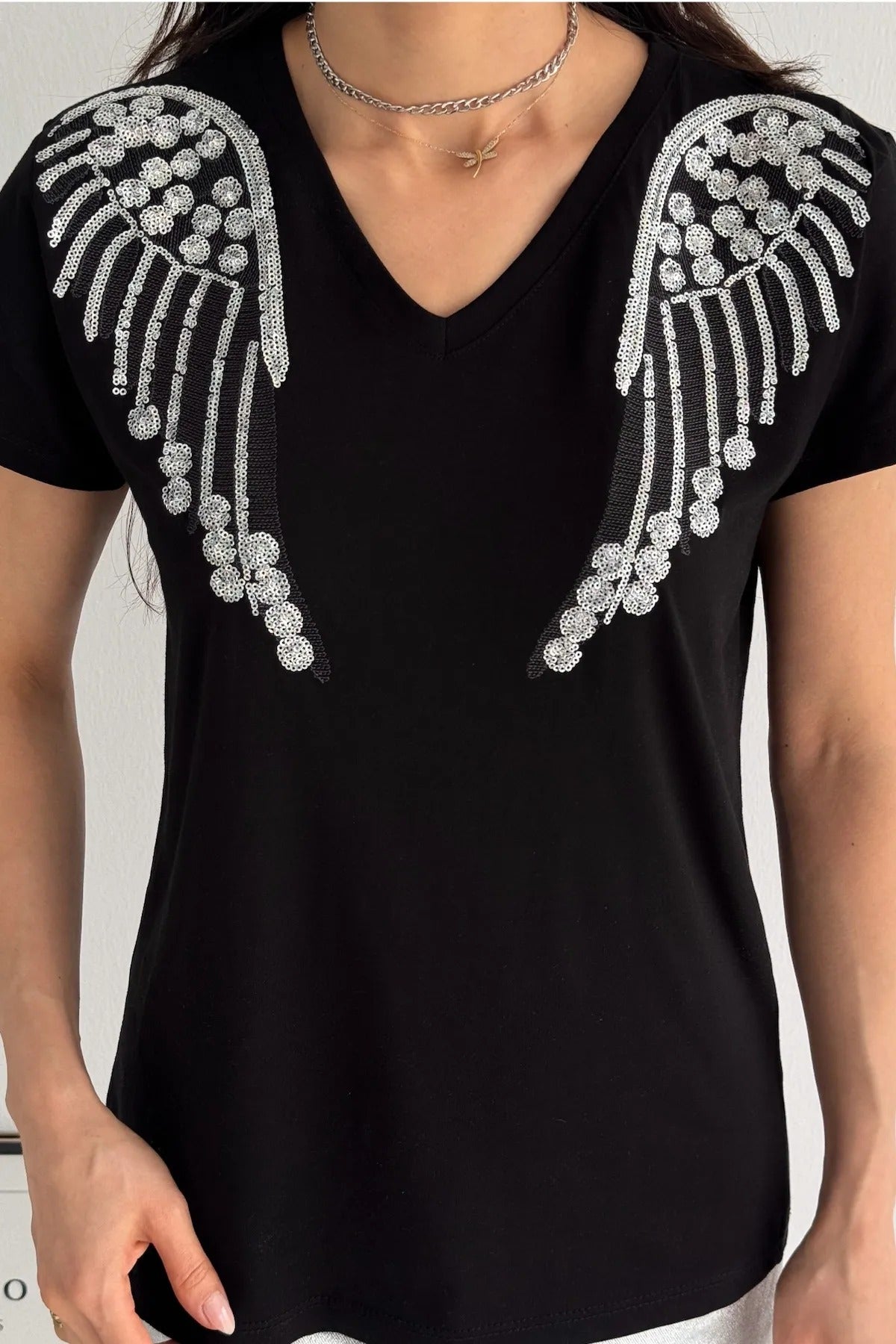 Camiseta de algodón Tilda con lentejuelas, diseño floral en negro y azul