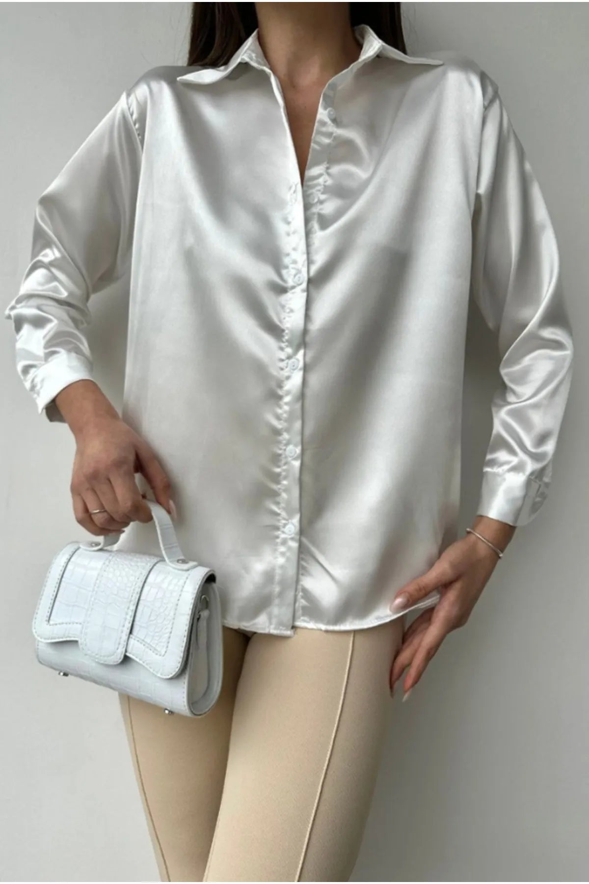 Εκρού Σατέν Πουκάμισο με Κουμπιά