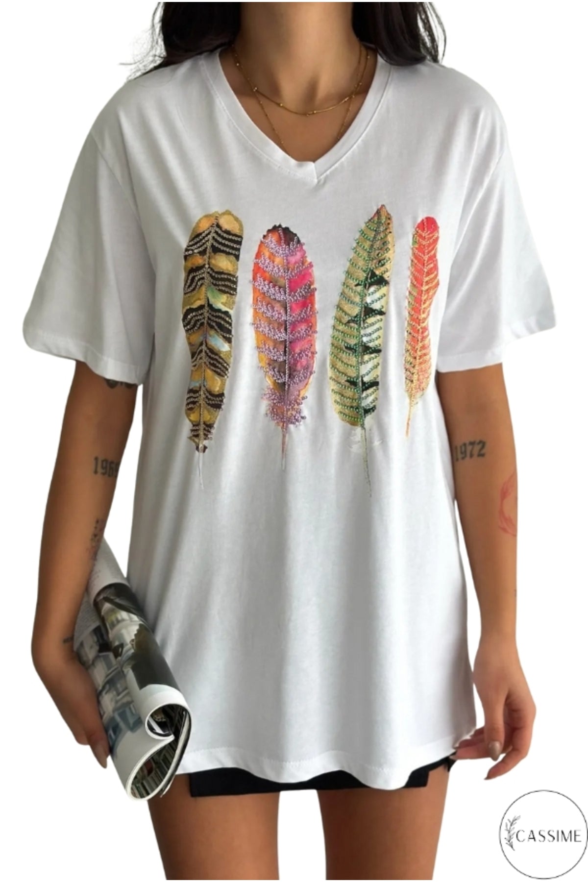 Sophie Women's Cotton Embellished V-Neck T-Shirt - White Four Multicolor Feathers Print