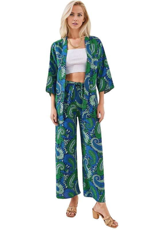 Catherine Women's Relaxed Fit Kimono - Green Paisley Print