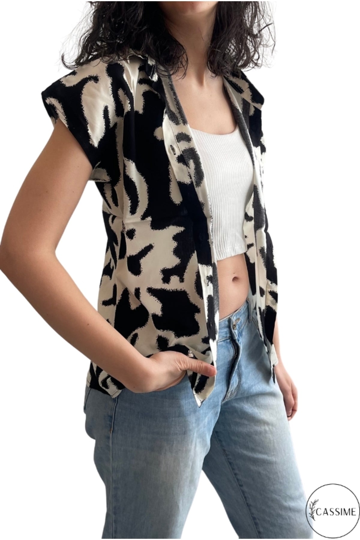 Charlotte Women's Short Sleeve Batwing Shirt - Black and White Print