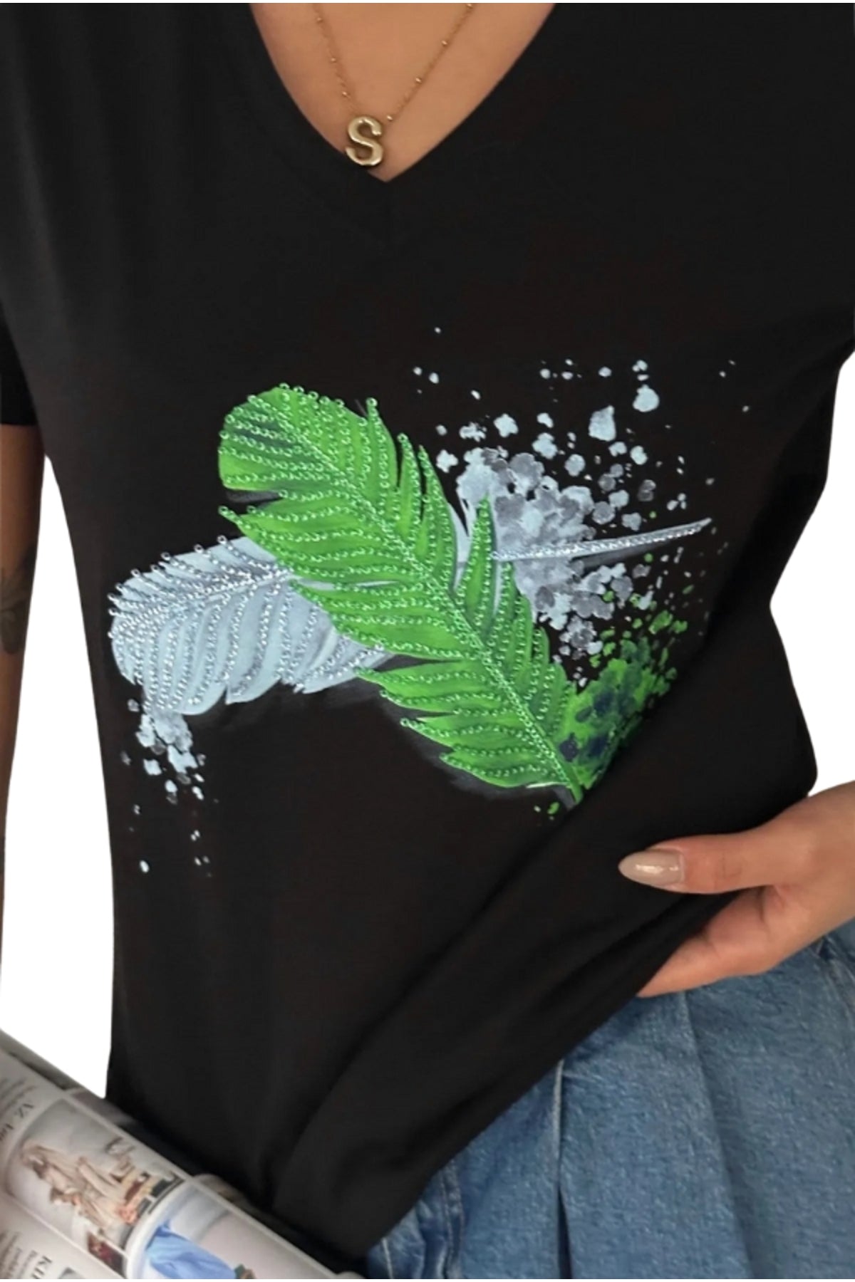 Sophie Women's Cotton Embellished V-Neck T-Shirt - Black and Green Feather Print