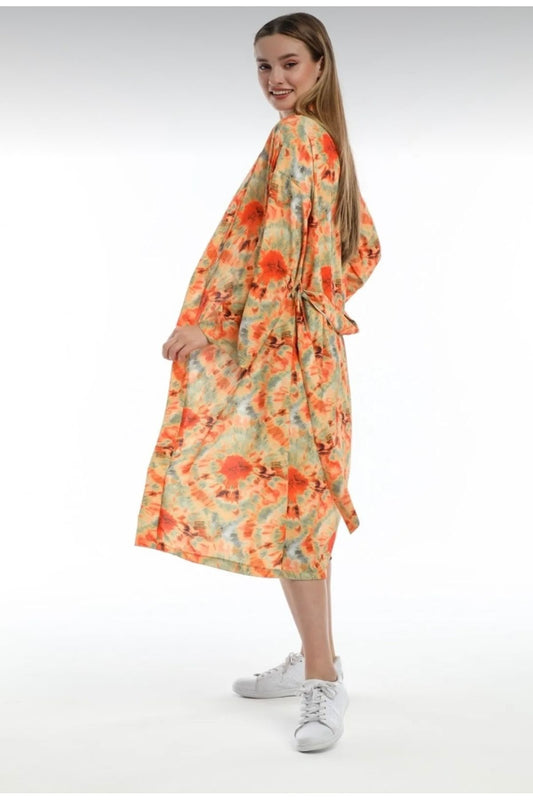 Scarlett Women's Relaxed Tie-Dye Kimono - Green and Orange Tie-Dye
