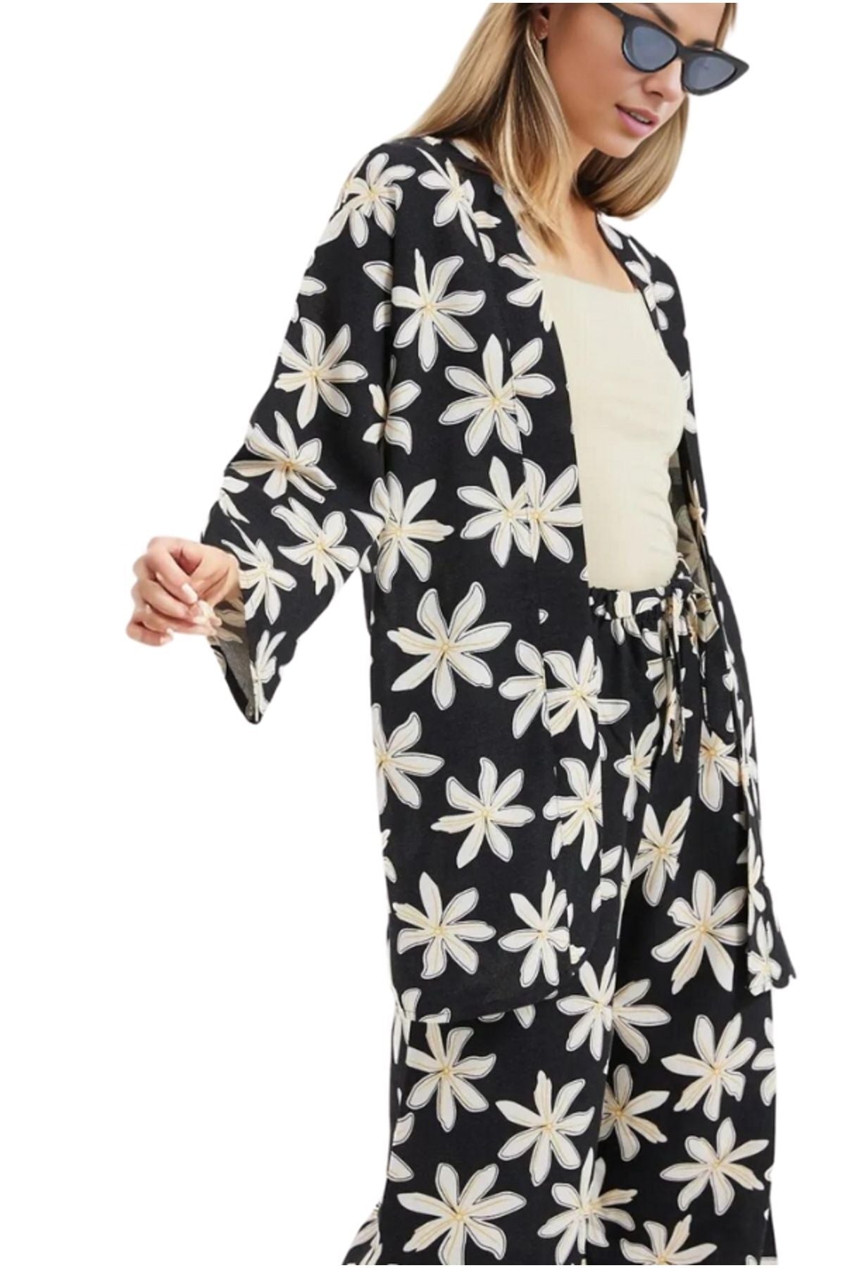 Catherine Women's Linen-Viscose Blend Relaxed Fit Kimono - Black Floral