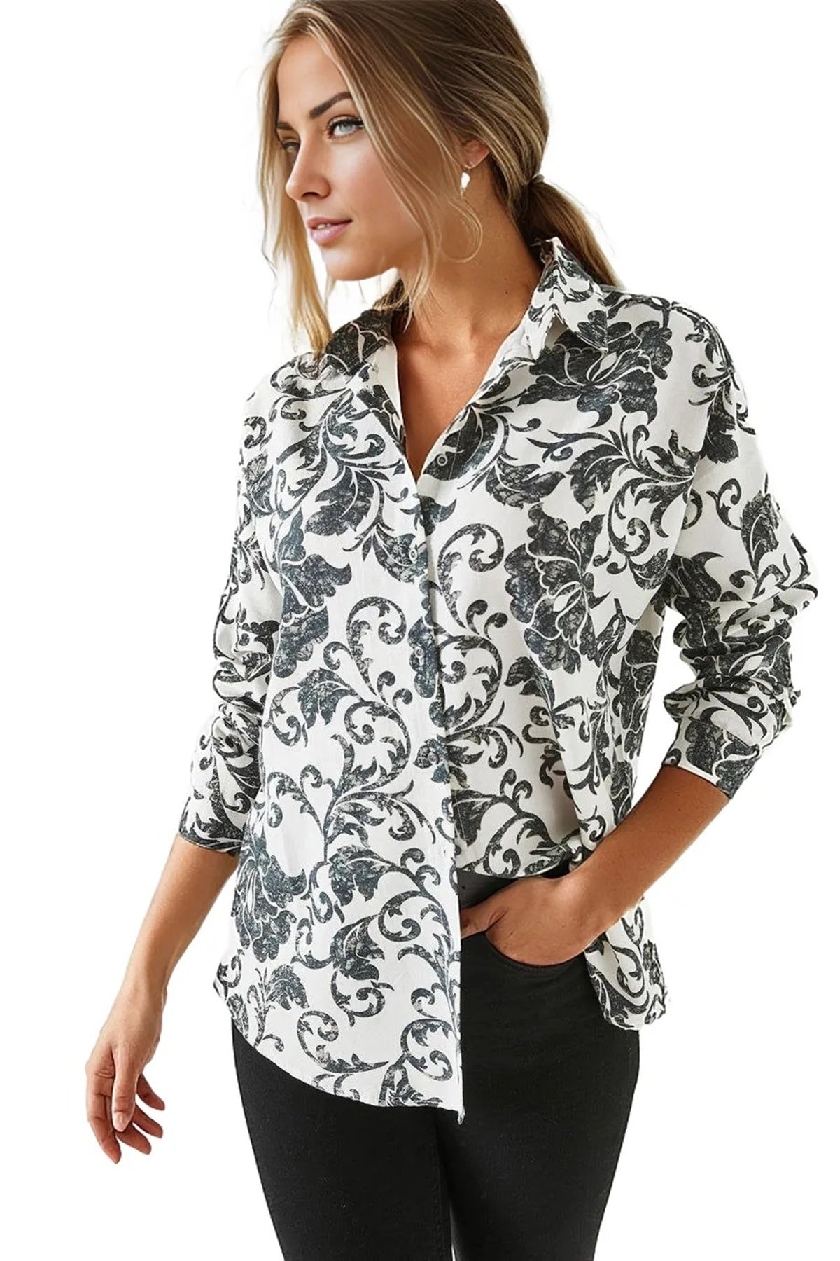 Emilia Women's Linen-Viscose Blend Oversized Printed Shirt - Black Paisley