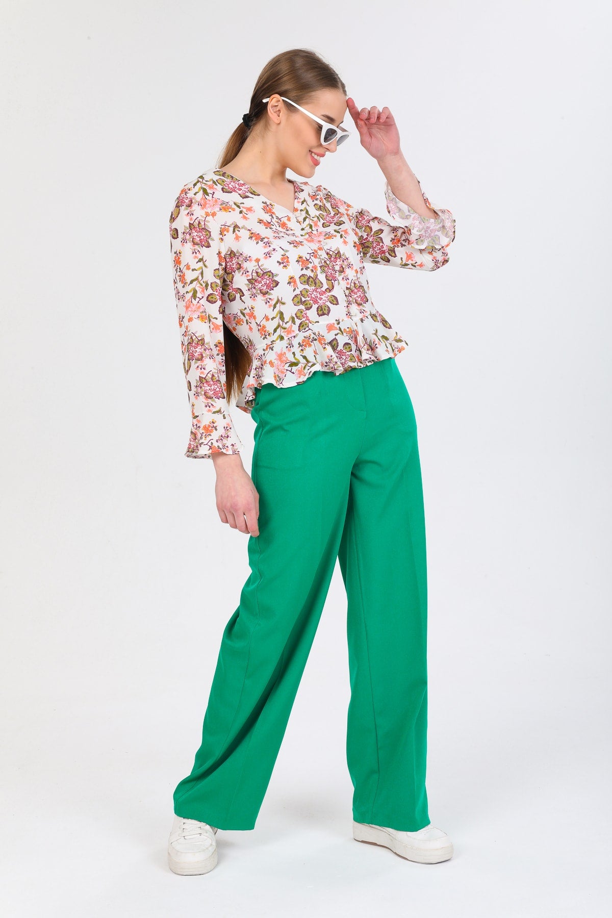 Briony Women's Floral Blouse - Cream Floral - product image 2