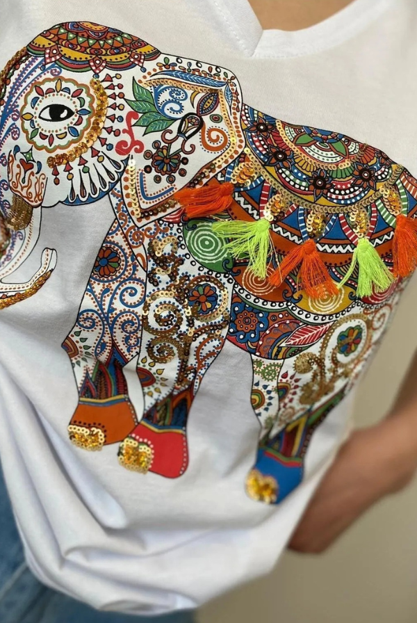 Tilda Fil Desenli Çiçek Payetli Pamuklu Tişört - Beyaz 