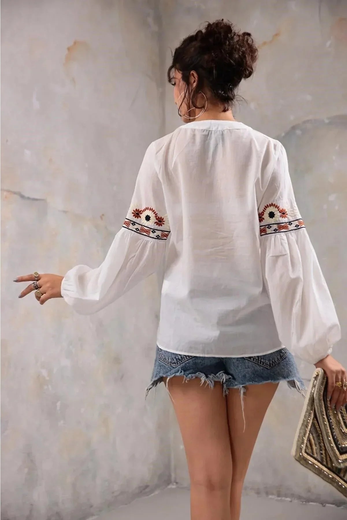 Μπλούζα από βαμβάκι με κέντημα σε έθνικ ρουστίκ στυλ