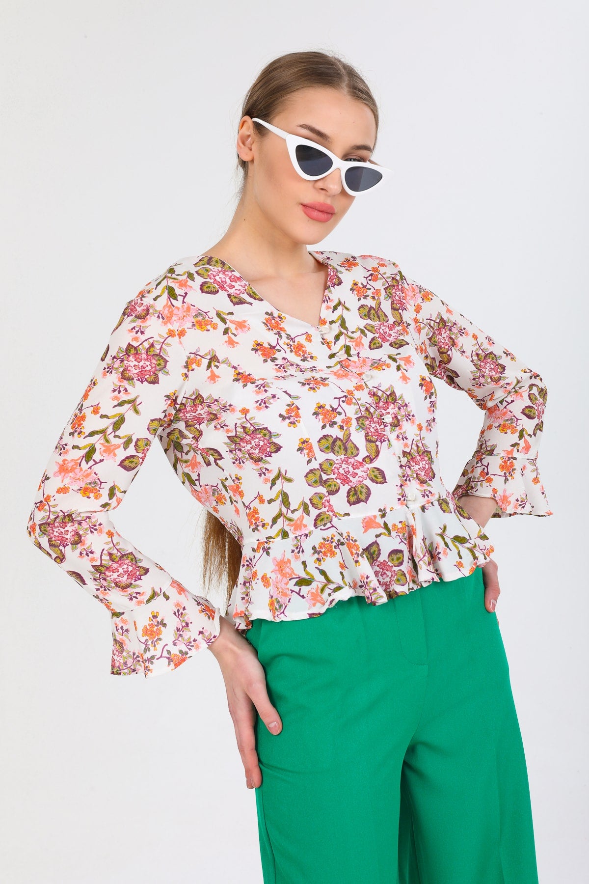Briony Women's Floral Blouse - Cream Floral - product image 6