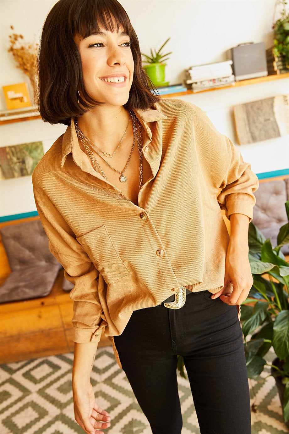 Blusa de terciopelo color camello