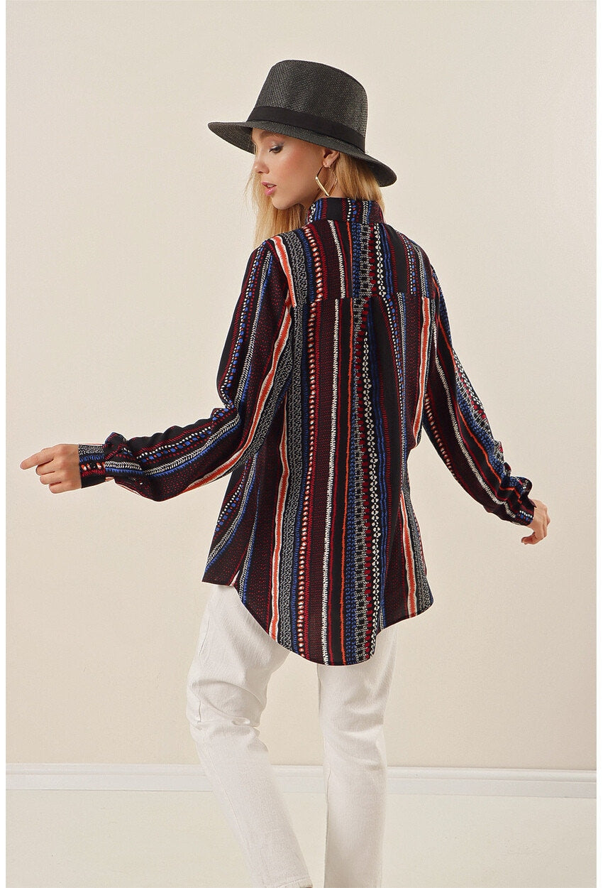 Camisa con botones a rayas azul marino y burdeos étnica Sophia
