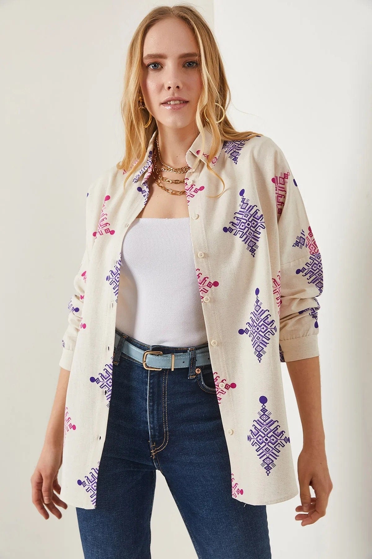 Camisa con botones de lino y estampado geométrico Lola