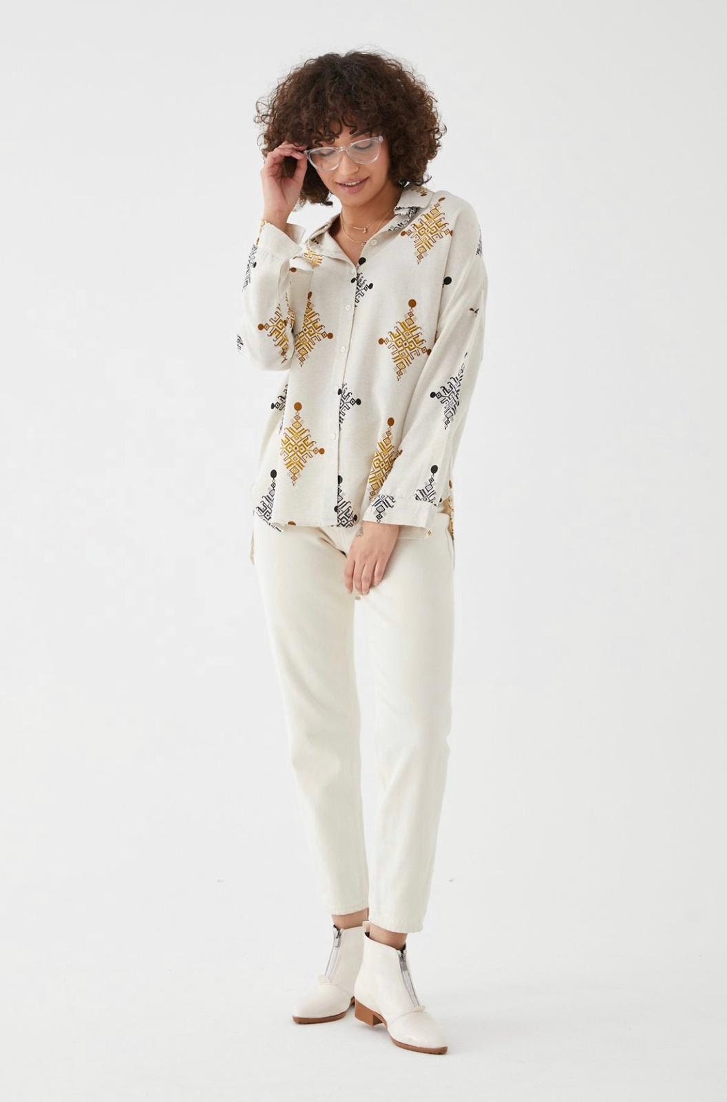 Camisa con botones de lino y estampado geométrico Lola