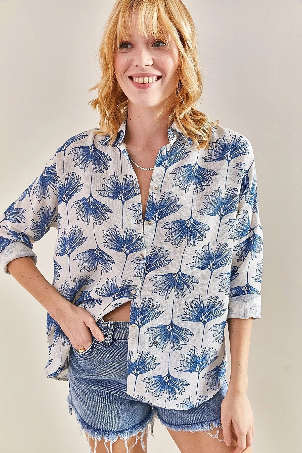 Blusa Lola Blue de lino con estampado Ginkgo