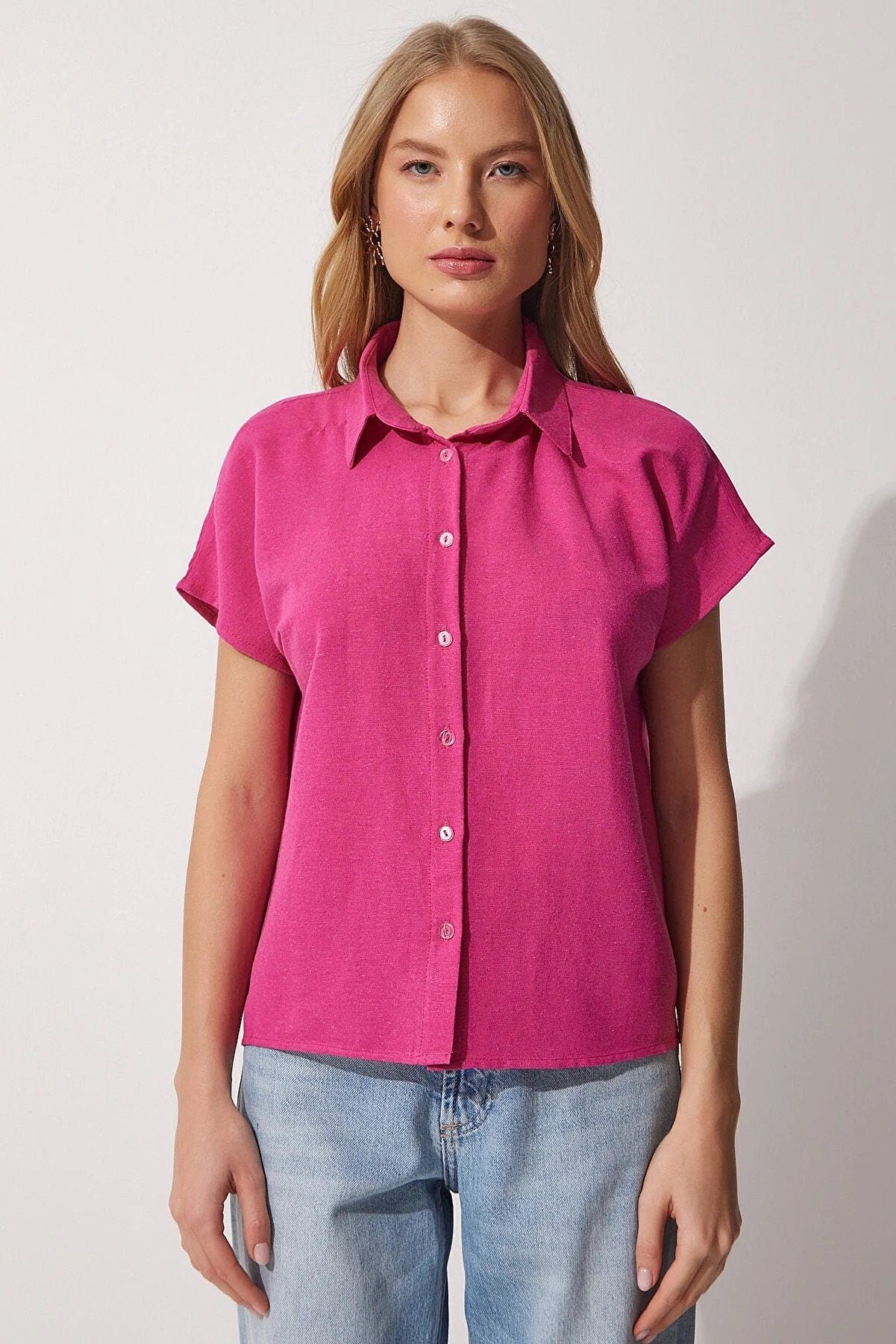 Camila Fuschia Linen Short Sleeve Button-Down Shirt