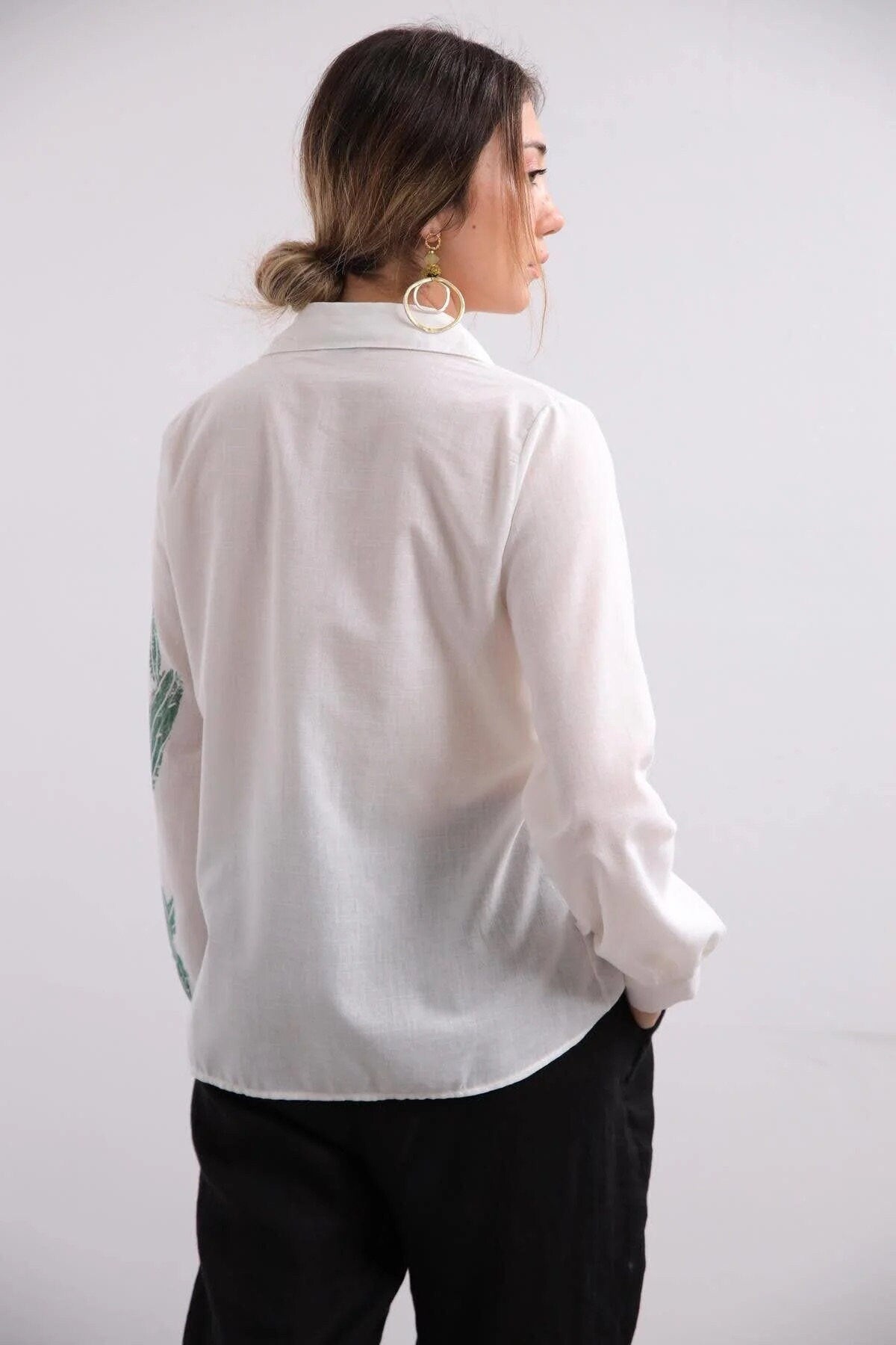 Μπλούζα με στάμπα Frida Kahlo