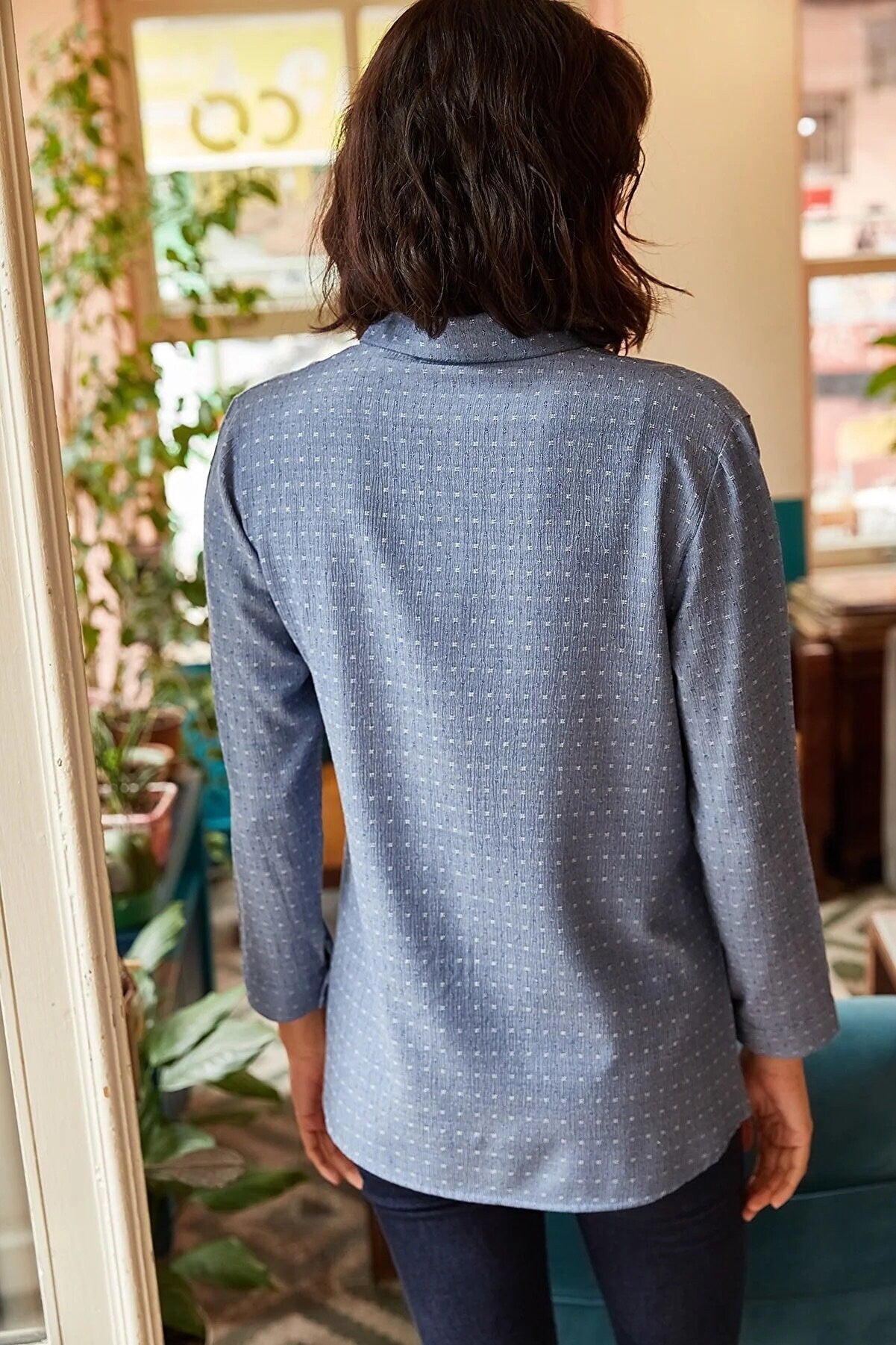 Camisa de diseñador Eleanor Blue de manga larga con botones