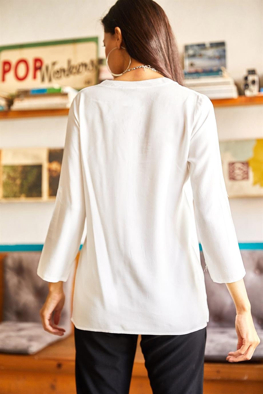 Blusa Margaret Turquoise con Cuello Mao