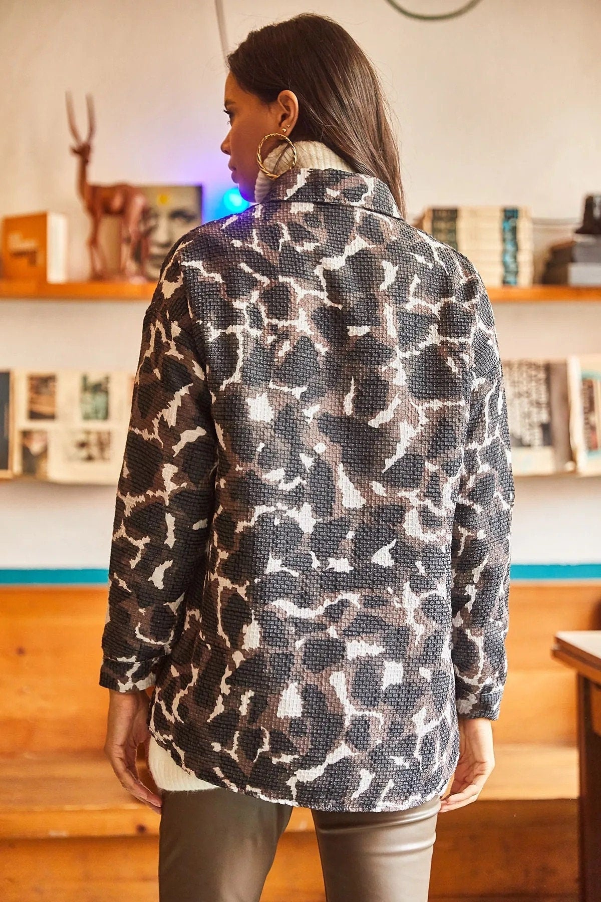 Sobrecamisa de leopardo