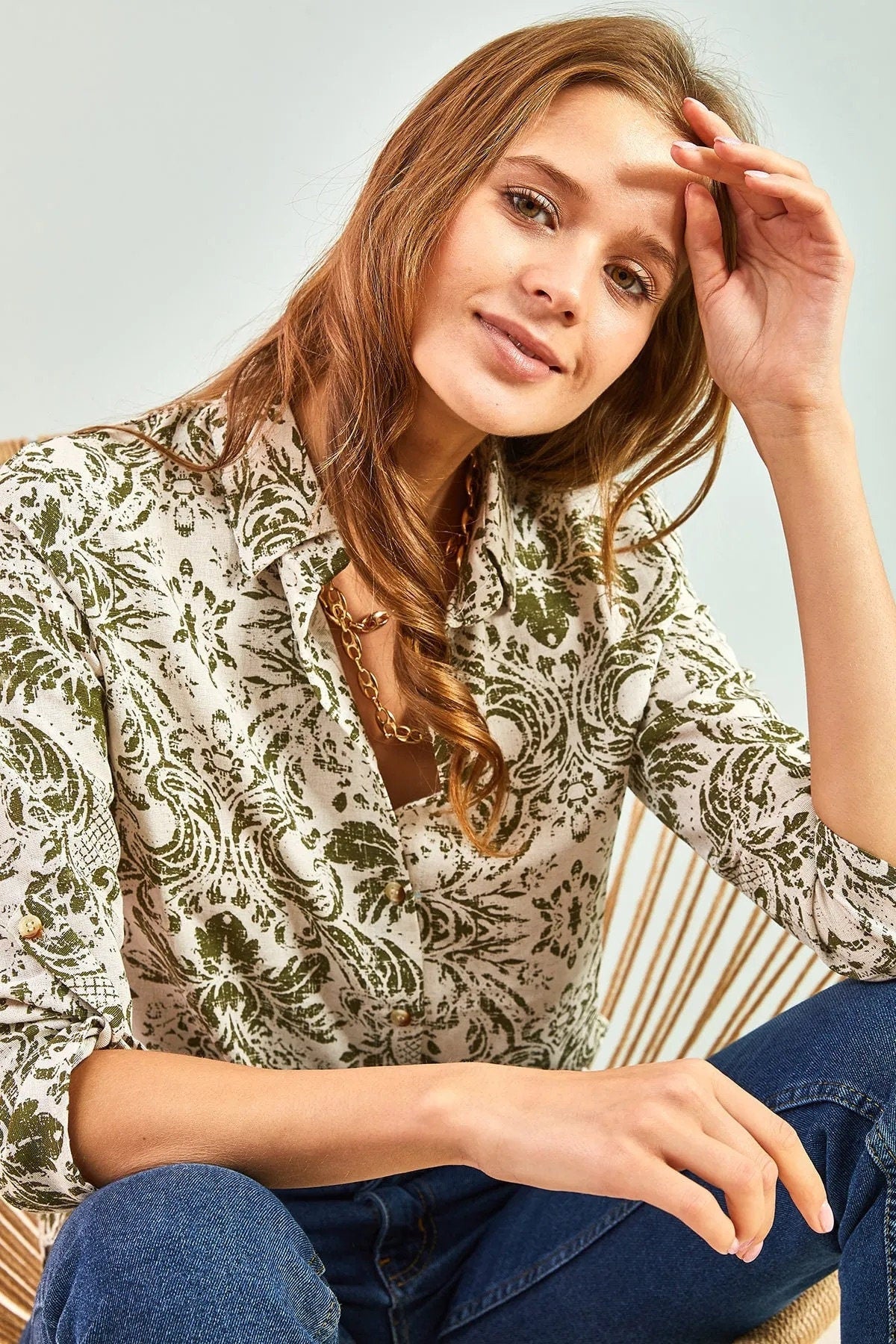 Yeşil Çiçek Desenli Tasarımcı Düğmeli Bluz