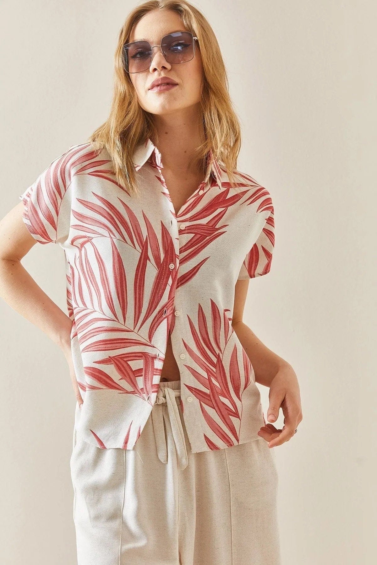 Red Leaves Print Short Sleeve Button Down Shirt