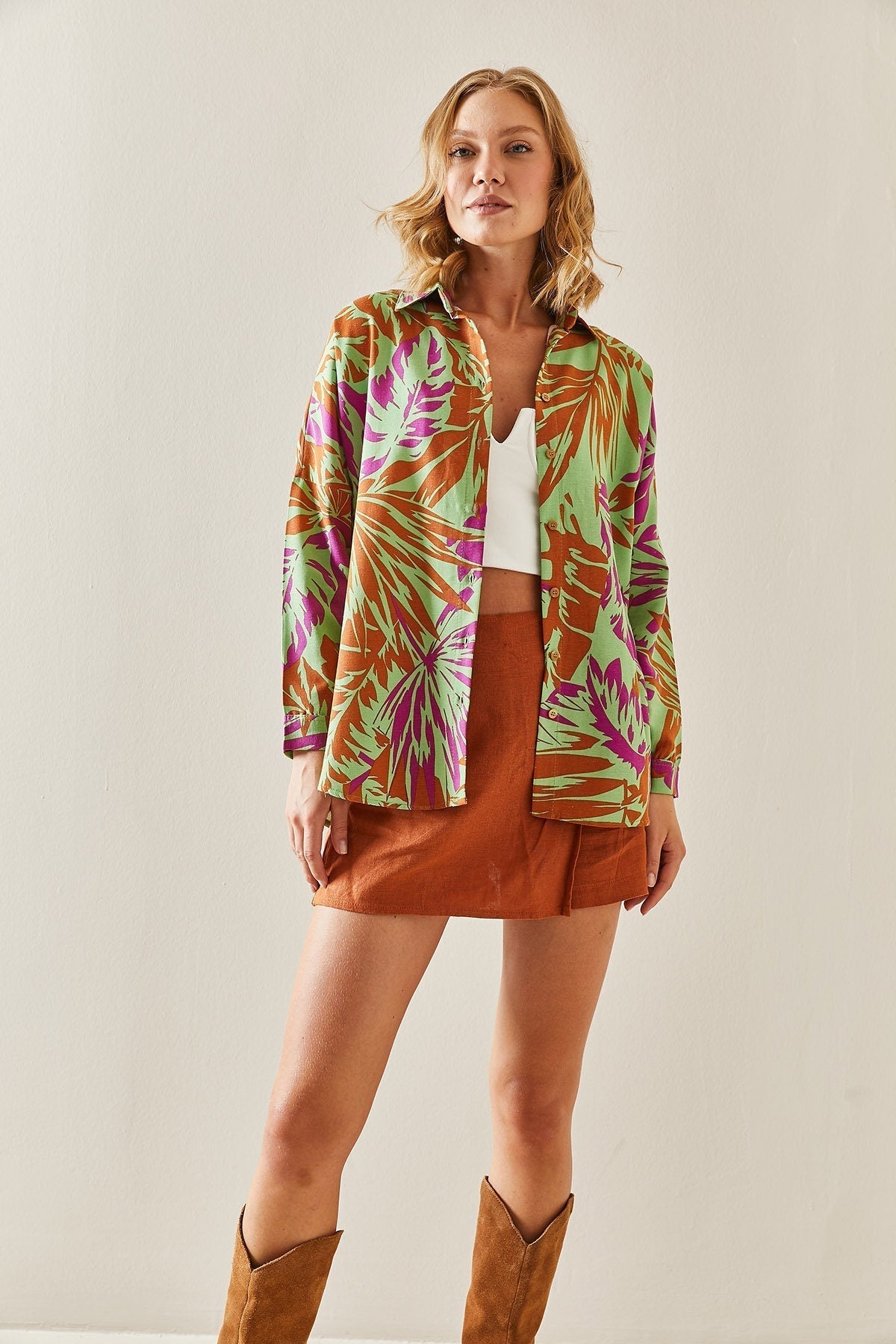 Camisa Lola Green Fuchsia Design de lino y mezcla