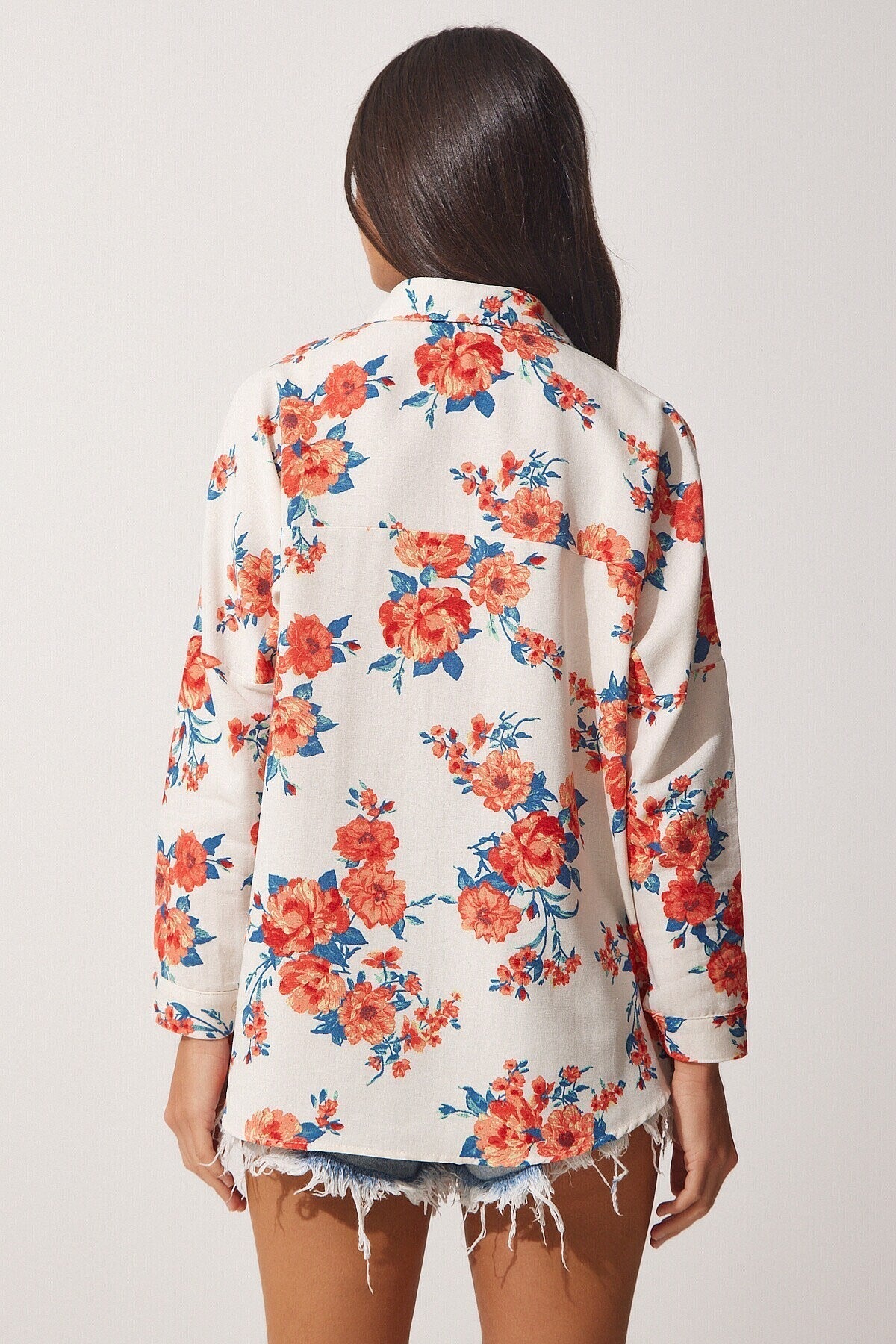 Lola Turuncu Çiçek Desenli Keten Düğmeli Gömlek