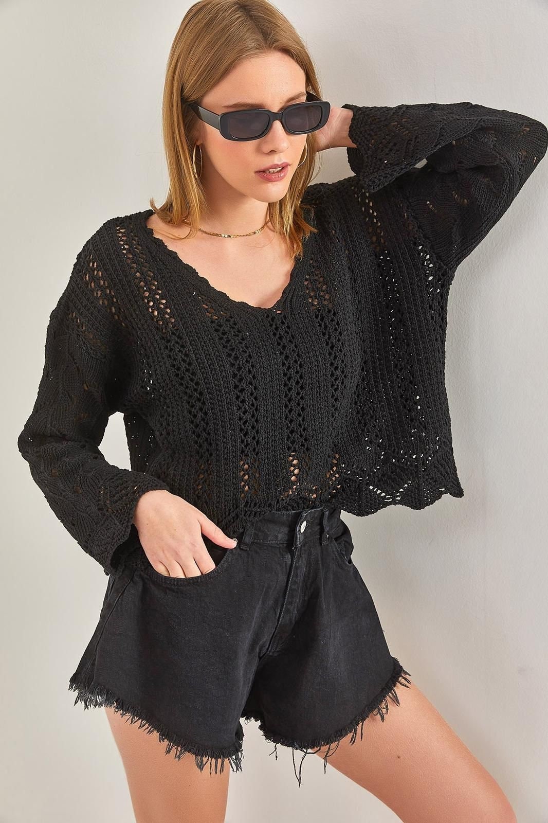 Suéter Cassie Black elegante, fresco y bohemio de ganchillo