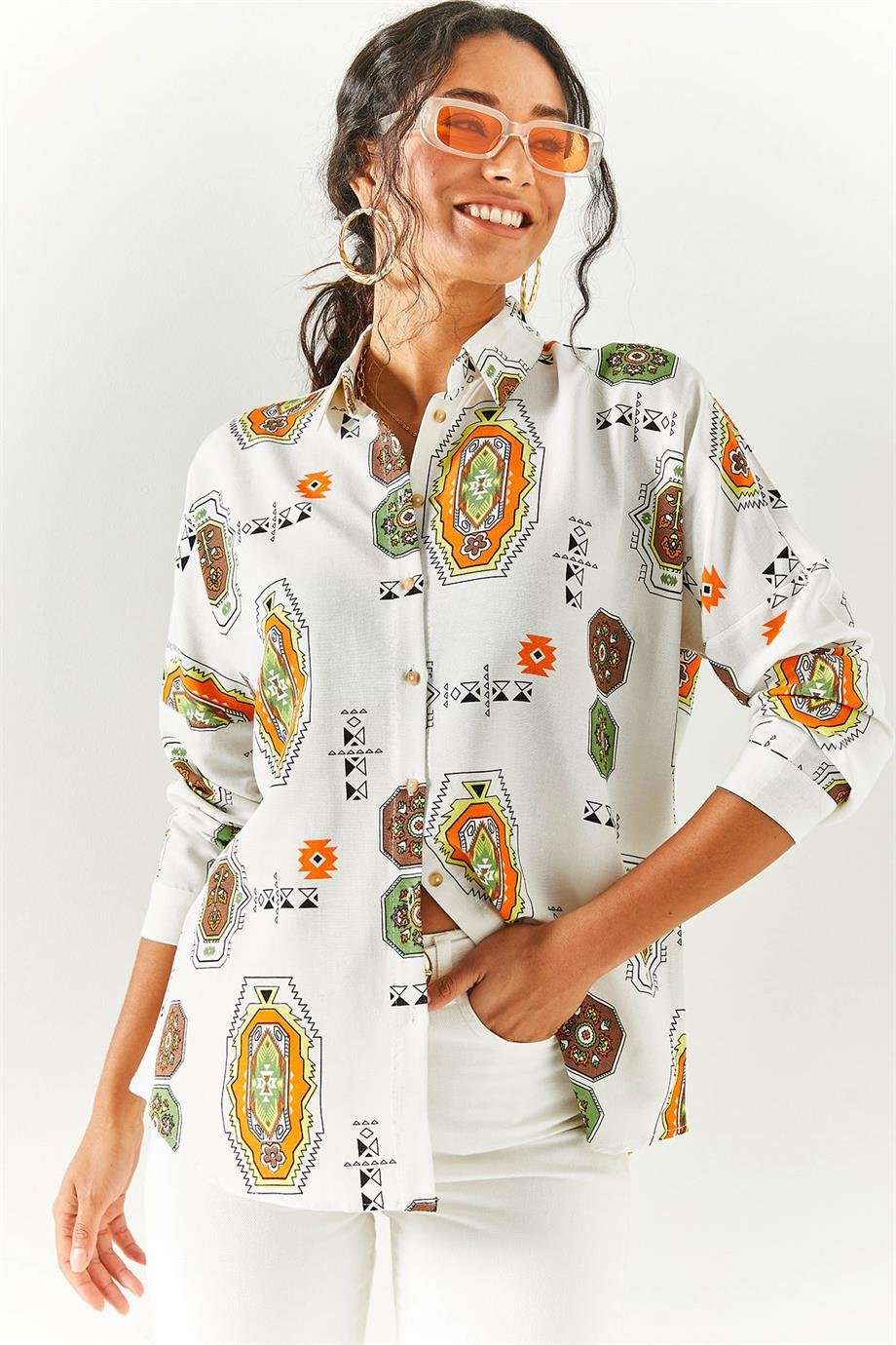 Blusa de lino con estampado étnico Lola Brown