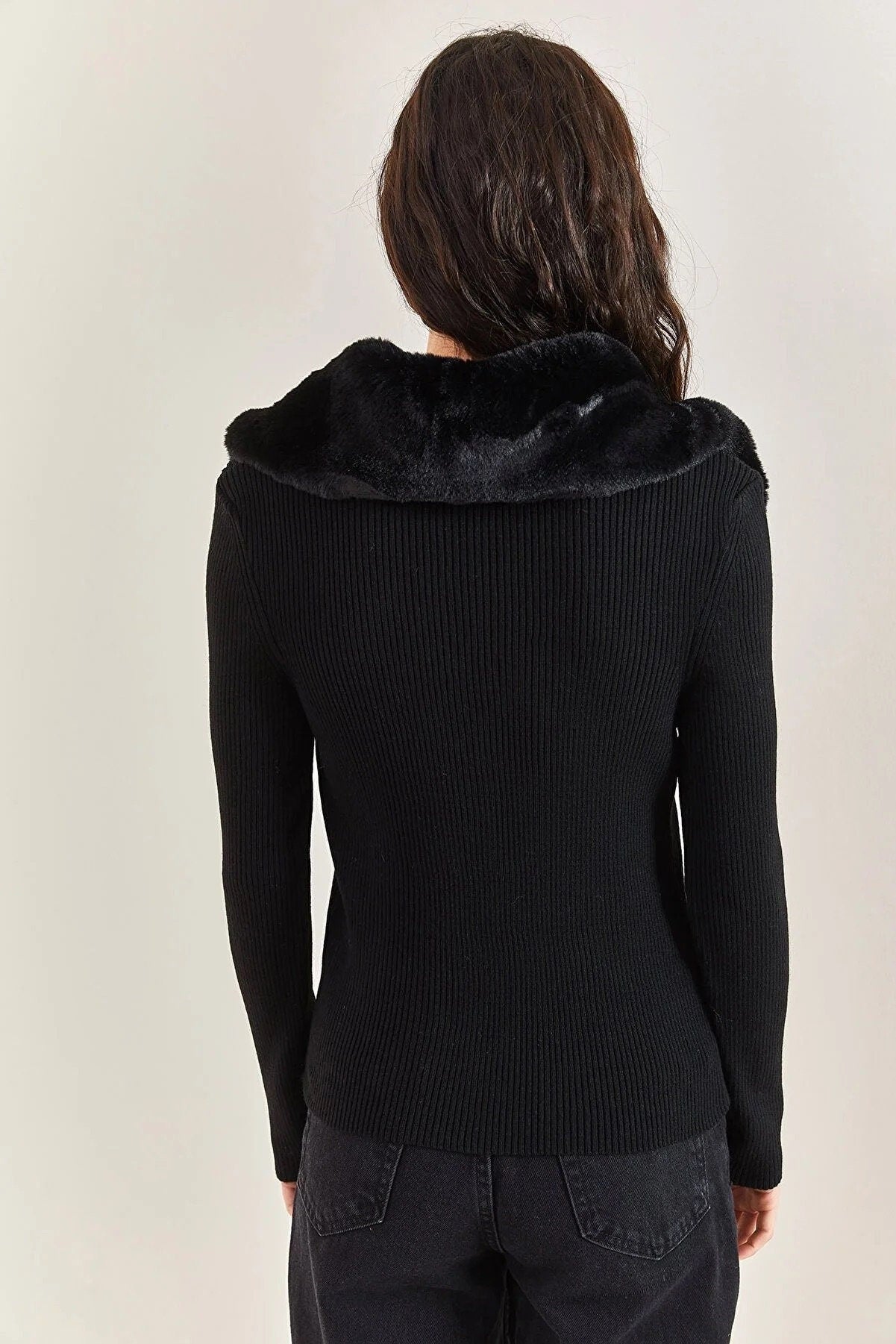 Uzun Kollu Suni Kürk Yakalı Kazak