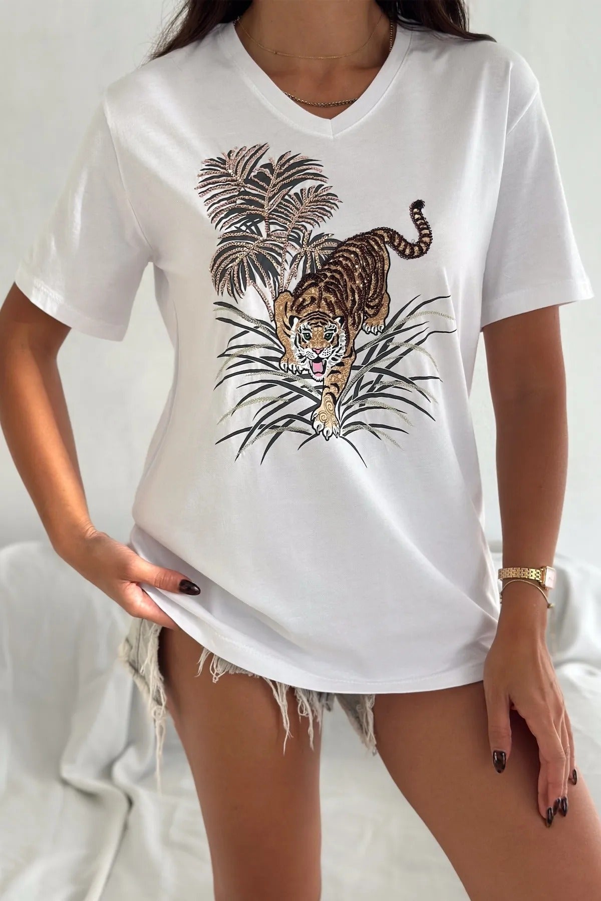 Tilda Leopar Desenli Payetli Pamuklu Kısa Kollu Tişört - Beyaz 