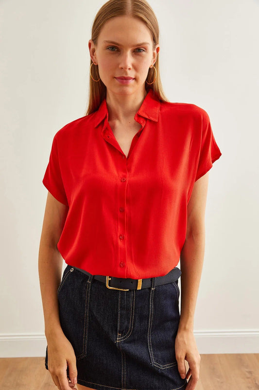 Gloria Red Short Sleeve Button-Down Shirt