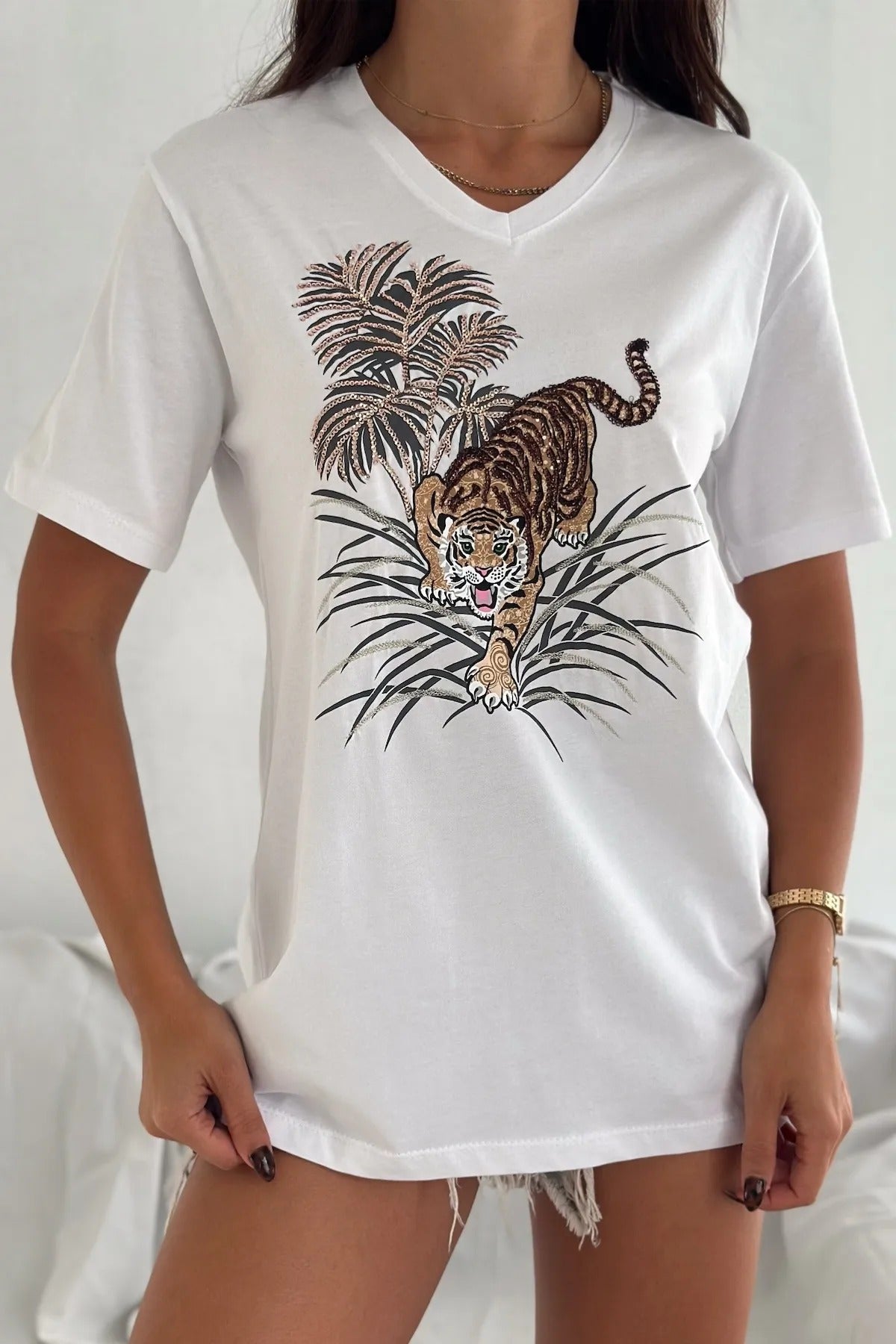 Tilda Leopar Desenli Payetli Pamuklu Kısa Kollu Tişört - Beyaz 