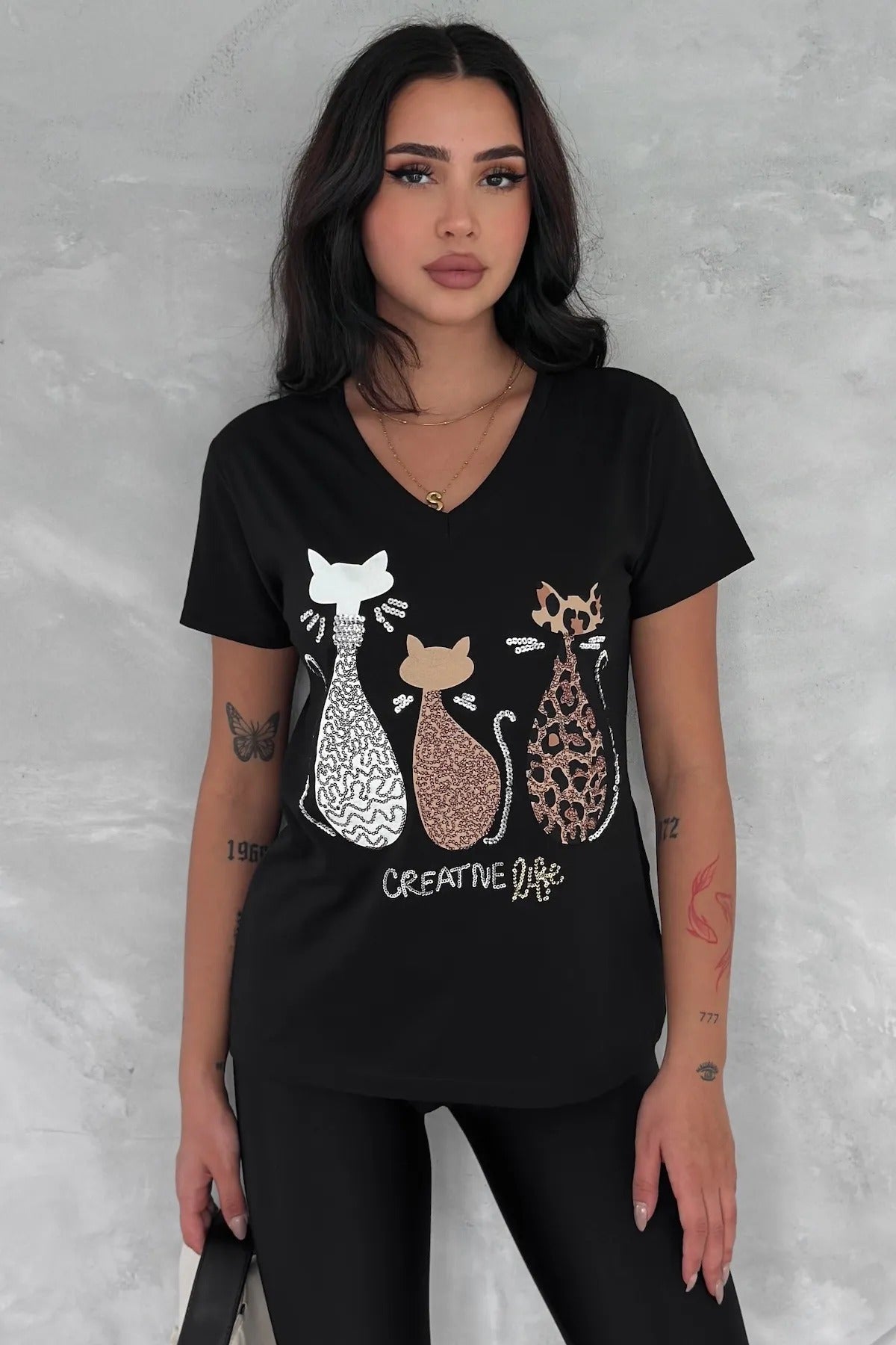 Camiseta de manga corta de algodón con lentejuelas Tilda Cat - Negra