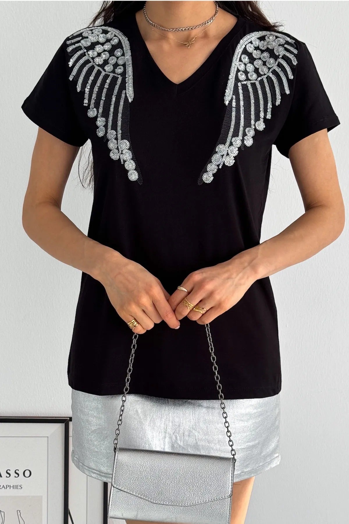 Camiseta de algodón Tilda con lentejuelas, diseño floral en negro y azul